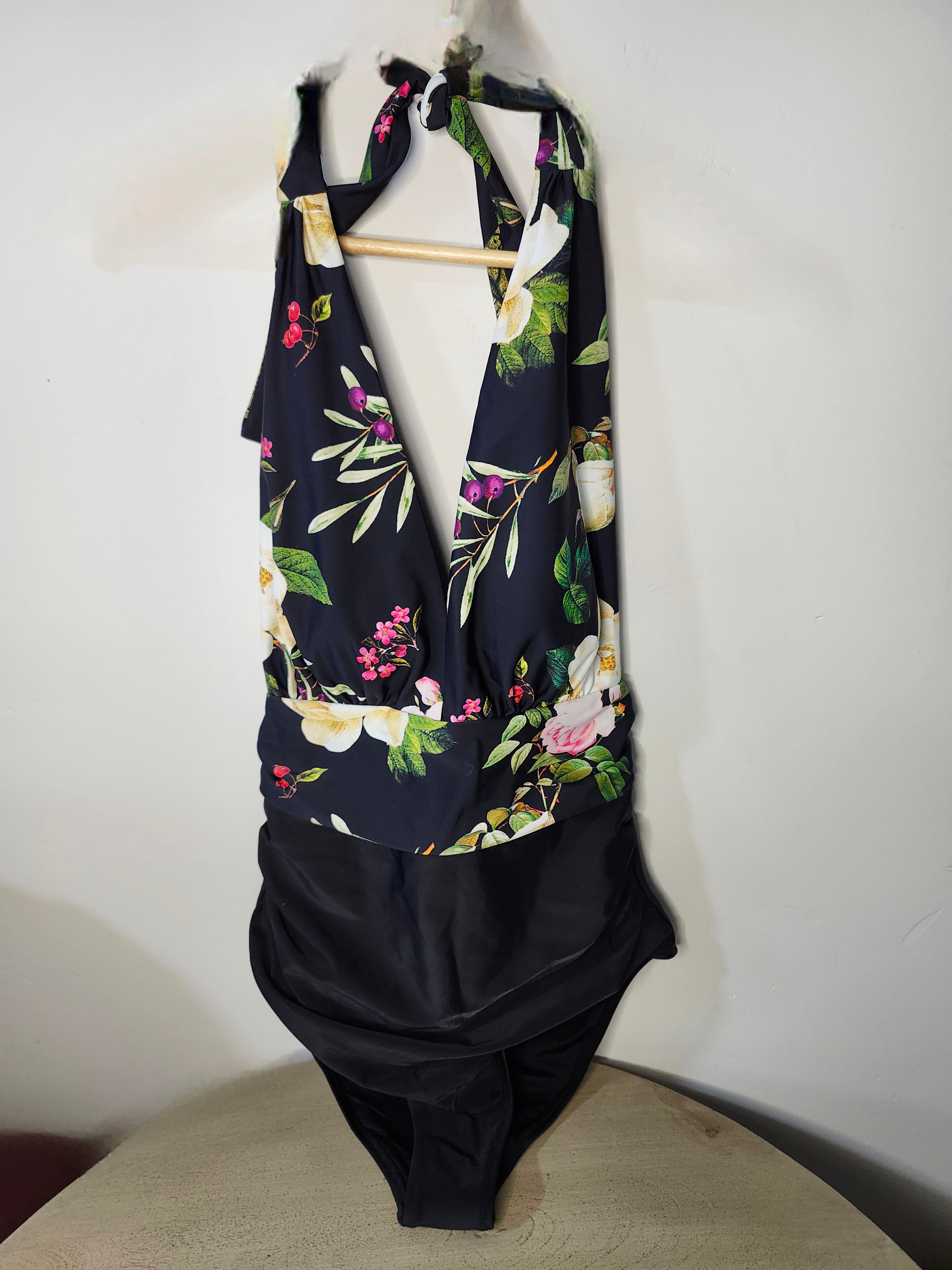 Cupshe Black Floral