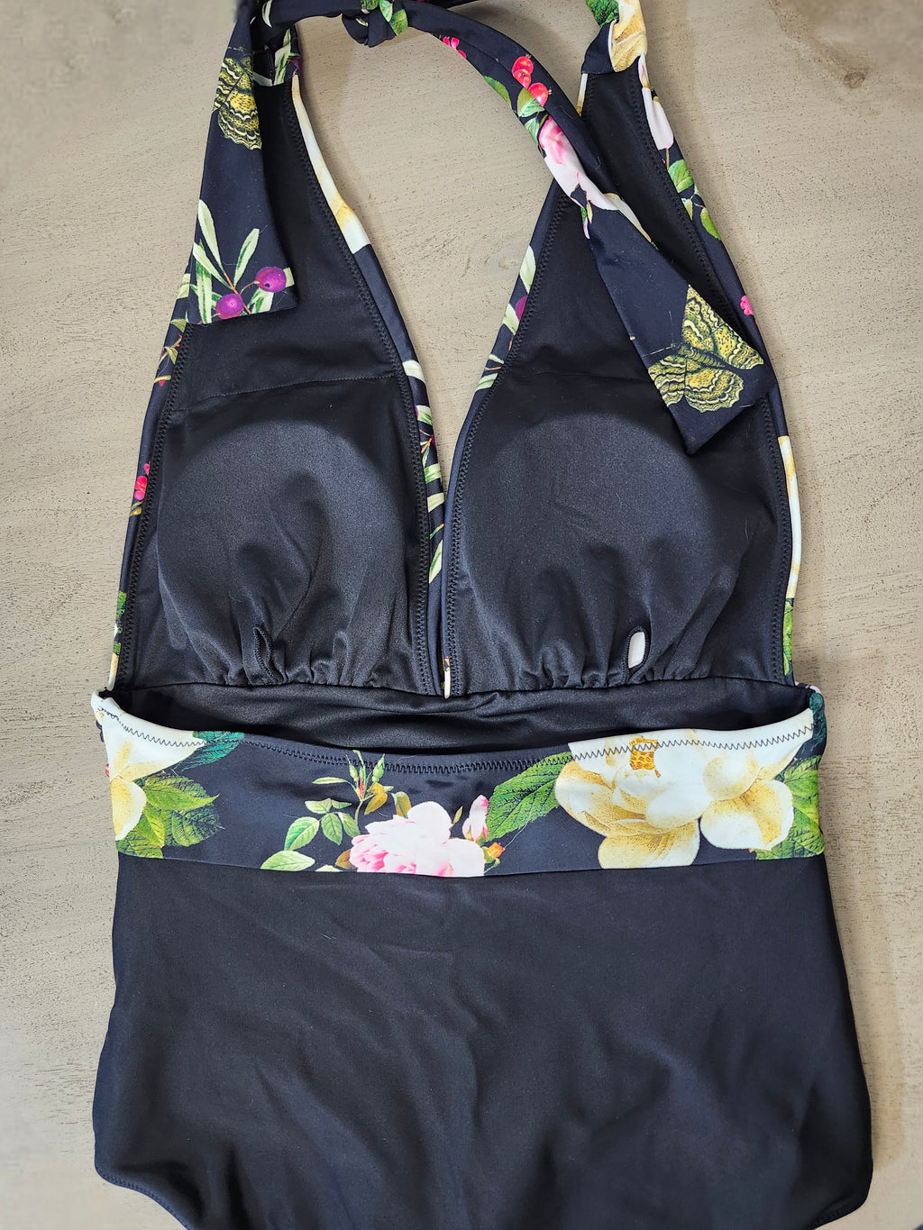 Cupshe Black Floral