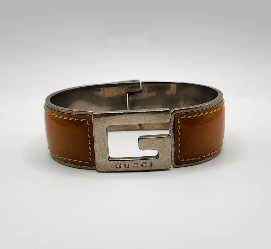 Gucci G Logo Y2k Era Leather Hinged Bracelet