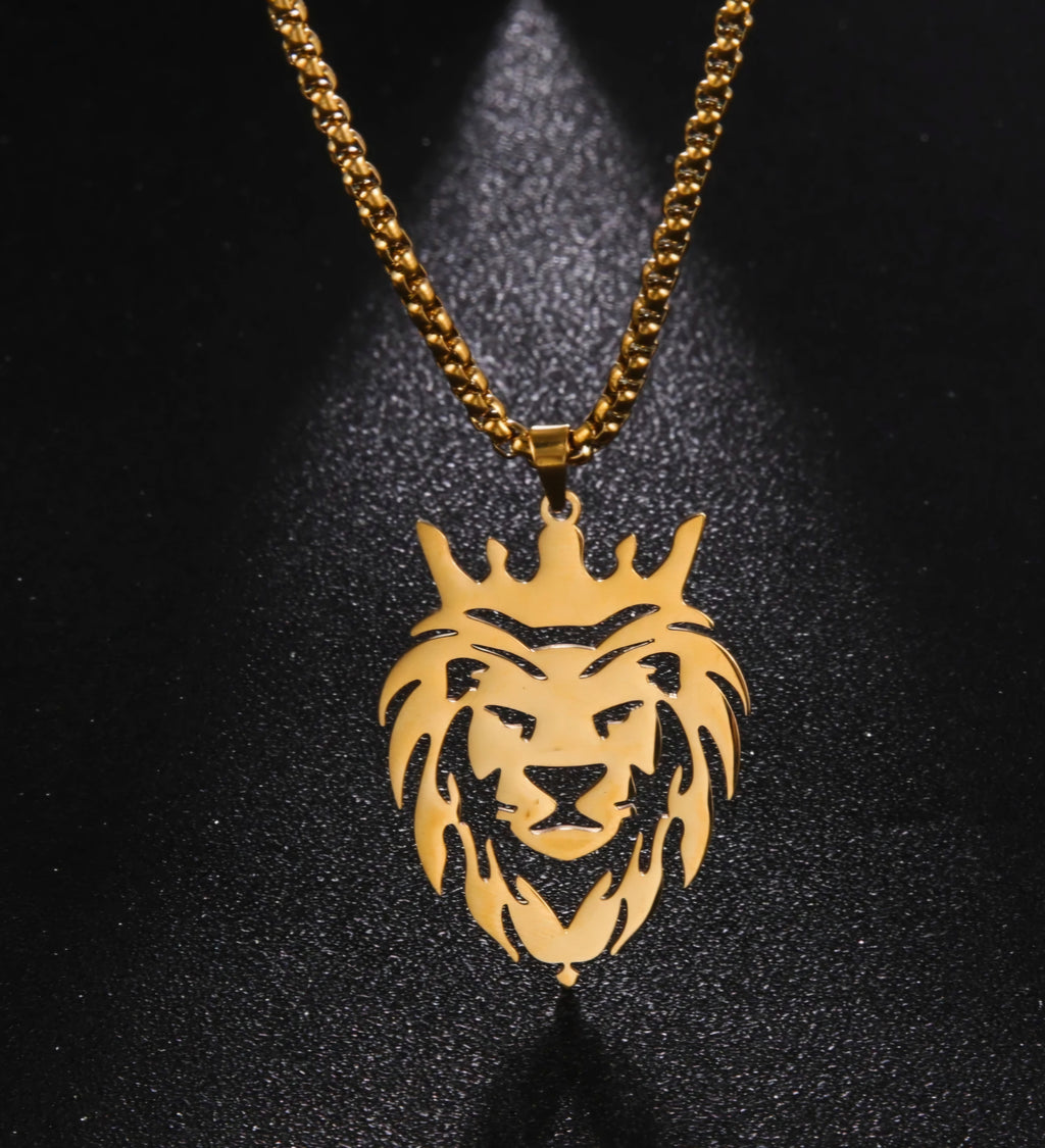 Gold Tone Lion Pendant w/ Chain