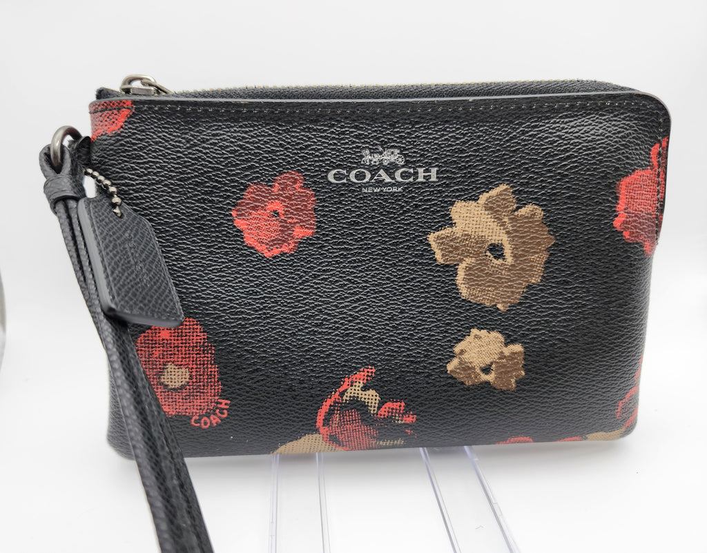 Coach Wristlet F55824