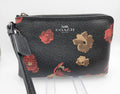 Coach Wristlet F55824