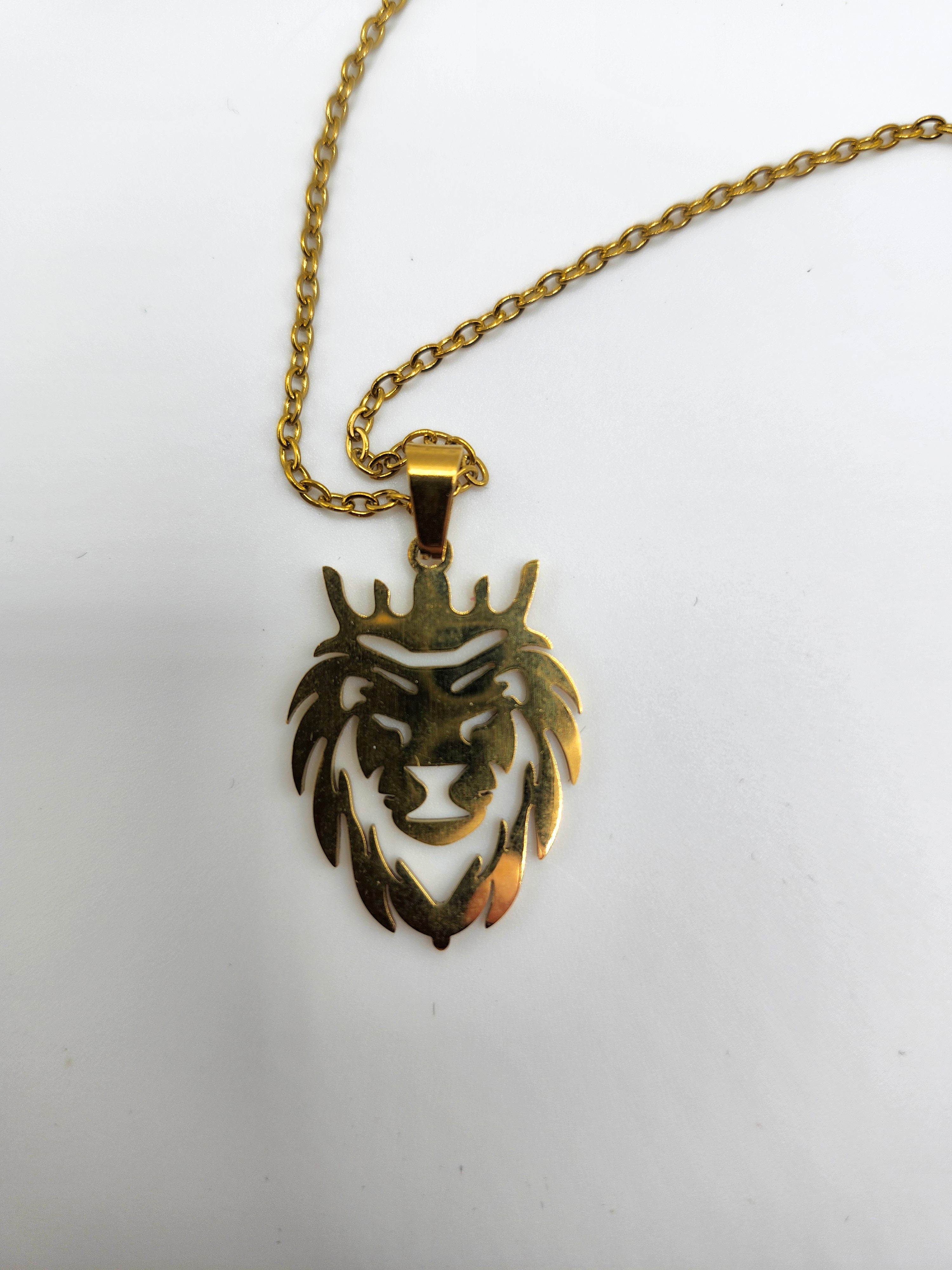 Gold Tone Lion Pendant w/ Chain