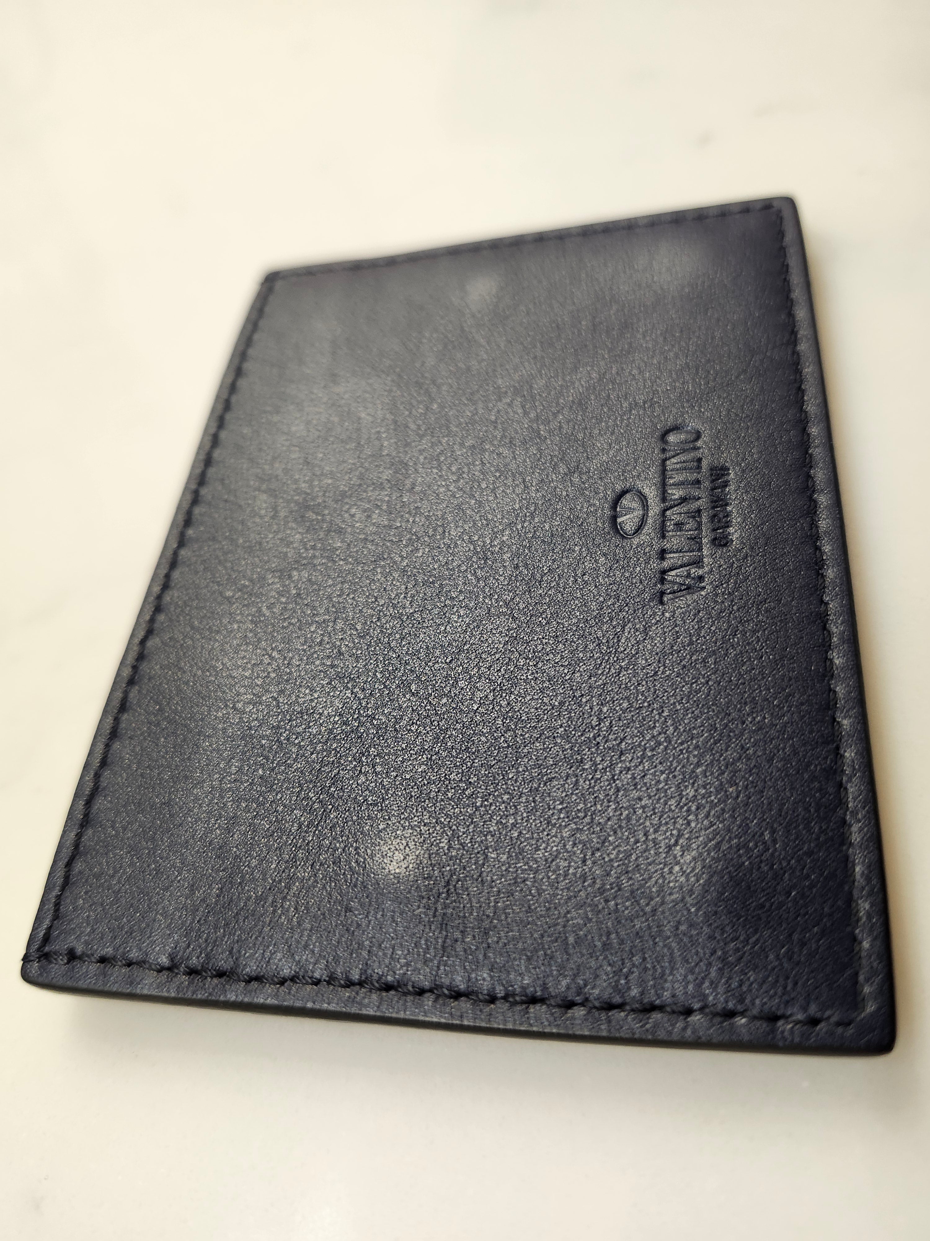 Valentino Rockstud Cardholder Slim